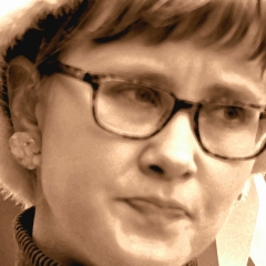 Susan/Hat